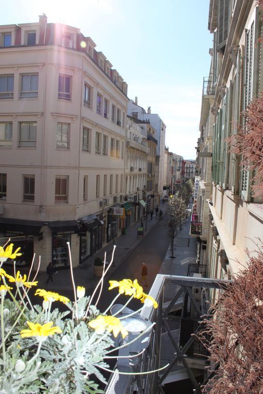 Hotel Carolina Cannes Bagian luar foto