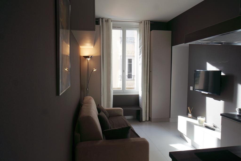 Hotel Carolina Cannes Bagian luar foto